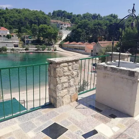 Apartments Rogac Apartment Rogač