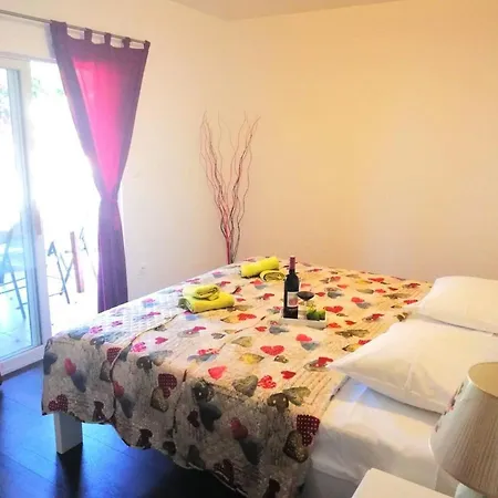 Apartments Rogac