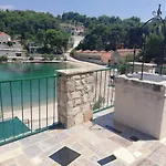 Apartments Rogac דירה Rogač
